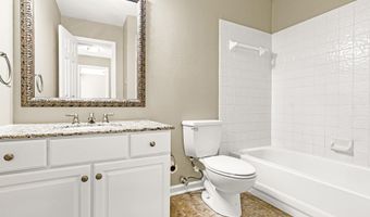 7955 Jefferson Place Blvd #33-D, Baton Rouge, LA 70809