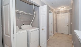 655 BURTONS COVE Way 8, Annapolis, MD 21401