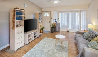545 Mananai Pl 28R, Honolulu, HI 96818
