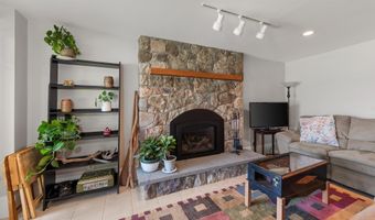 275 Shore Dr N, Bridgewater, NH 03222