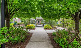 1002 Cunningham Ct, Belleville, NJ 07109