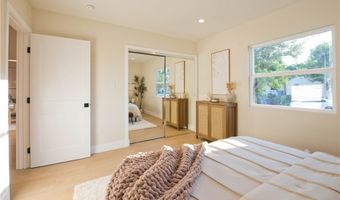 5864 Jamieson Ave, Encino, CA 91316