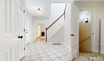 285 Wooding Hill Rd, Bethany, CT 06524