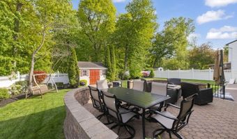 279 Nathan Ct, Aberdeen Twp., NJ 07721