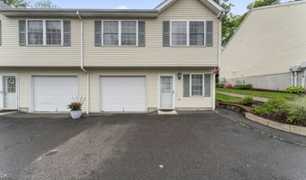 56 Pembroke Rd APT 11, Danbury, CT 06811