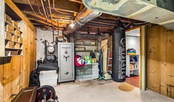 64 Dean St, Cranston, RI 02920
