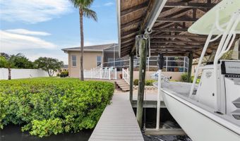 806 EAGLE Ln, Apollo Beach, FL 33572