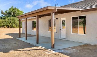 15155 Pocahantas St, Apple Valley, CA 92307
