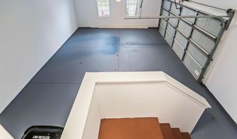 1366 N Bay Dr, Ann Arbor, MI 48103