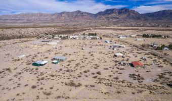 10 Seco Ct, Caballo, NM 87931
