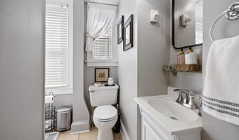 157 High St, Bristol, CT 06010