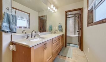 13865 SW SECRETARIET Ln, Beaverton, OR 97008