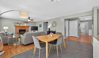 2426 Guardian Ct, Arnold, MO 63010