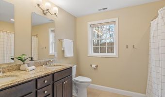 149 Long Hill Rd, Bolton, MA 01740