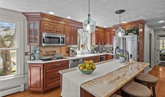1340 Waterford Dr, East Greenwich, RI 02818