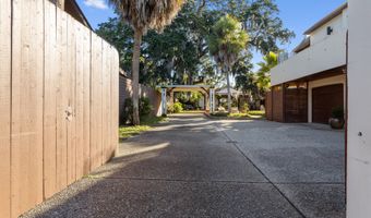 128 Lee St, Biloxi, MS 39530