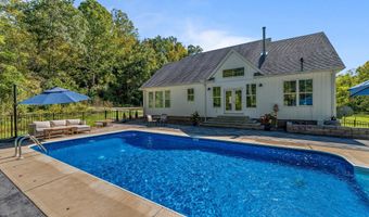 1320 Little Fudges Creek Rd, Barboursville, WV 25504