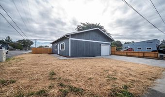 1105 Baltimore Ave SE, Bandon, OR 97411