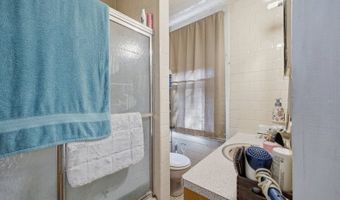 318 Front St, White, NJ 07823