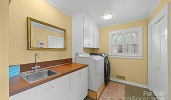 417 Park Ridge Rd, Albemarle, NC 28001