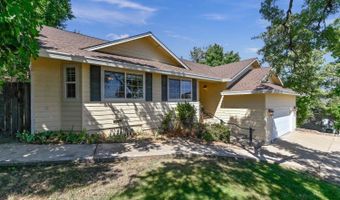 735 Live Oak Dr, Angels Camp, CA 95222