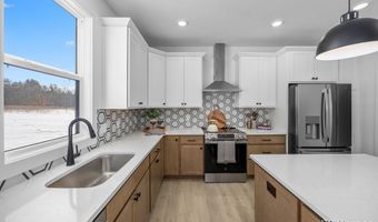 9520 Alaska Ave SE, Alto, MI 49302