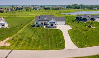 652 Xanadu Pl, Ames, IA 50014