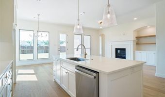 621 Hummingbird Dr, Aledo, TX 76008