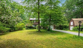 8 Pine Acres Rd, Amherst, NH 03031