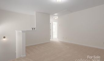3943 Sky Dr, Charlotte, NC 28226