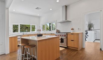 173 S Kingsley Dr, Los Angeles, CA 90004