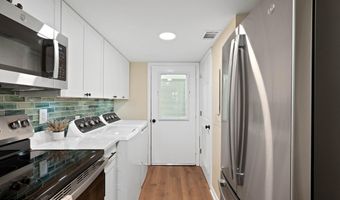 4 Marsh Harbor Dr A, Beaufort, SC 29907