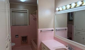 1733 Tiverton St NW, Ardmore, OK 73401