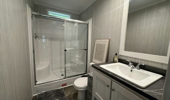 46 Quarry Hill Ests 46, Akron, NY 14001