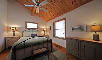 55 Mallard Dr, Becket, MA 01223