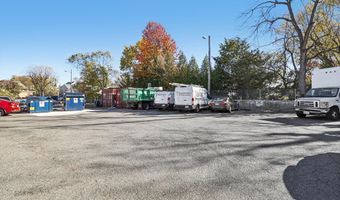 5054 LANGSTON Blvd, Arlington, VA 22207
