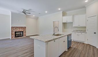 107 Hyde Park Dr, Brandon, MS 39042