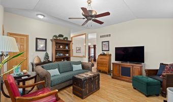 12488 Baumhart Rd, Amherst, OH 44001