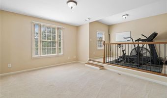 61 Eagle Rock Dr, Acworth, GA 30101