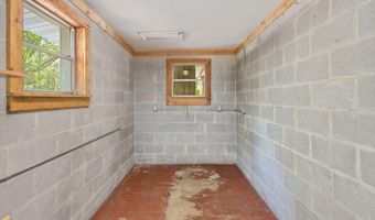 5630 Buck Ward Rd, Baker, FL 32531