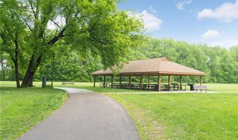 840 Cortland Dr, Apple Valley, MN 55124