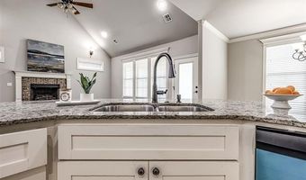 5507 Nottingham Pl, Bartlesville, OK 74006