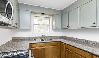 1435 Duchess Dr, Baton Rouge, LA 70815