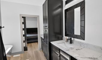 324 31st St SE, Altoona, IA 50009