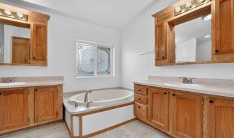 420 Johnson St, American Falls, ID 83211