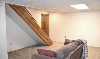 9 Strawberry Ln, Barre, VT 05641