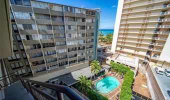 134 Kapahulu Ave 822, Honolulu, HI 96815