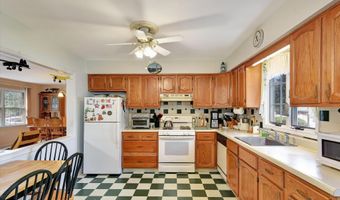 255 Chelsea Ave, Bayville, NJ 08721