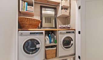 4 SPA CREEK Lndg B3, Annapolis, MD 21403