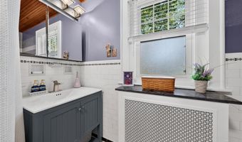 2051 W Livingston St, Allentown, PA 18104